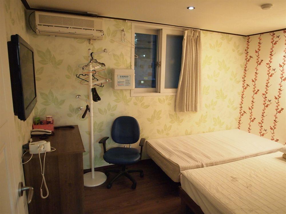 Shinchon Guest House Σεούλ Εξωτερικό φωτογραφία